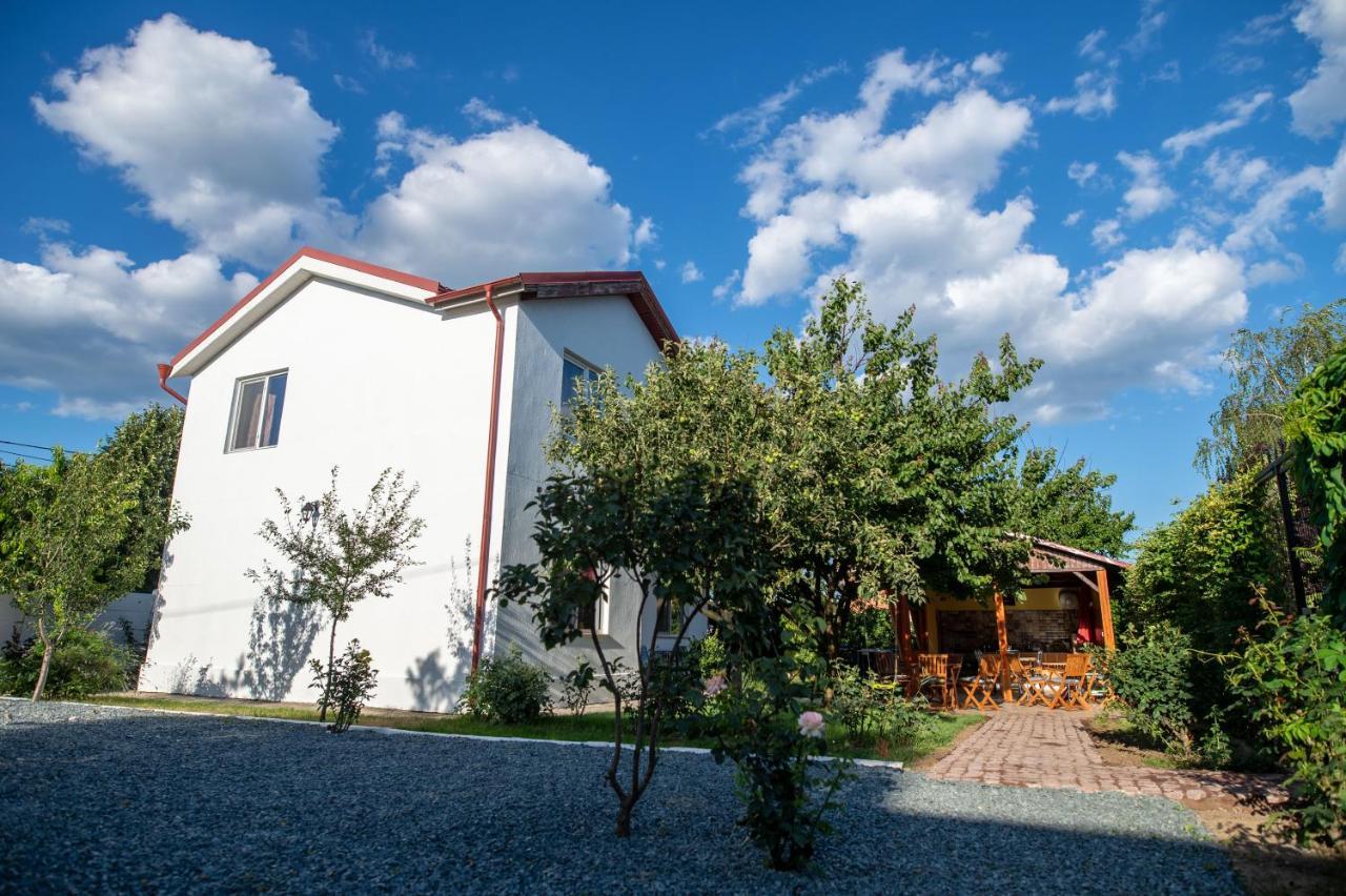 Hotel Vila Jean Bart Mangalia Exterior foto